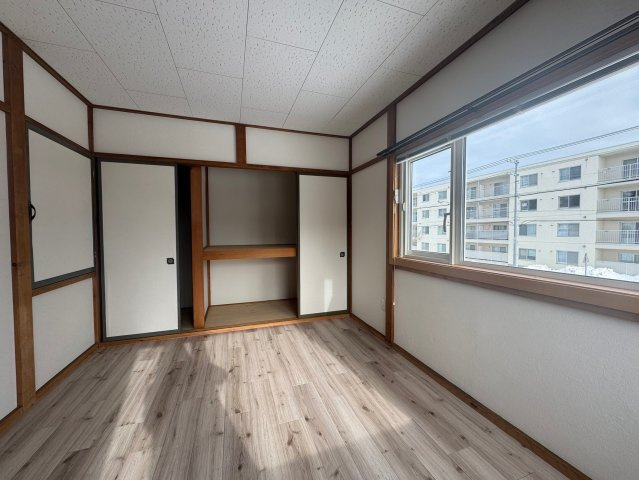 91356658_17_652_680_3